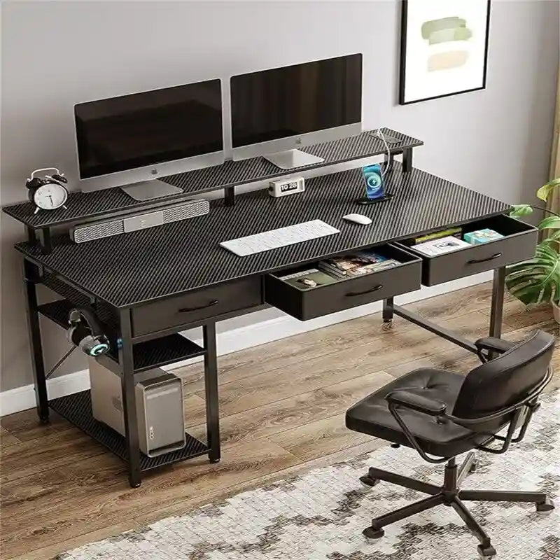Bureau d'ordinateur avec alimentation