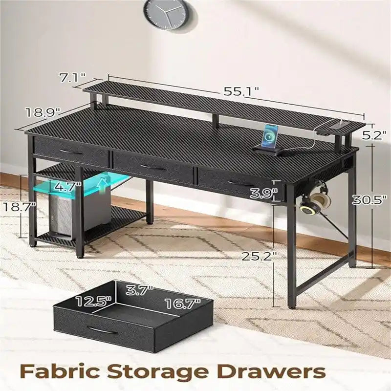 Bureau d'ordinateur avec alimentation